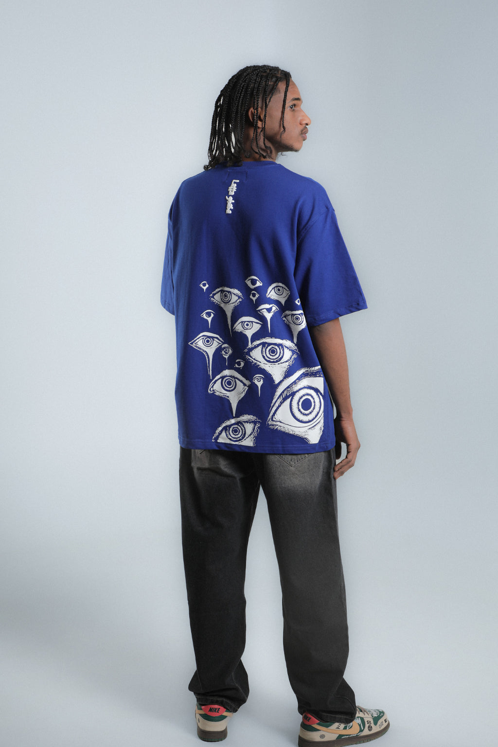 All Eyes On You – Blue Graphic Oversized T-Shirt